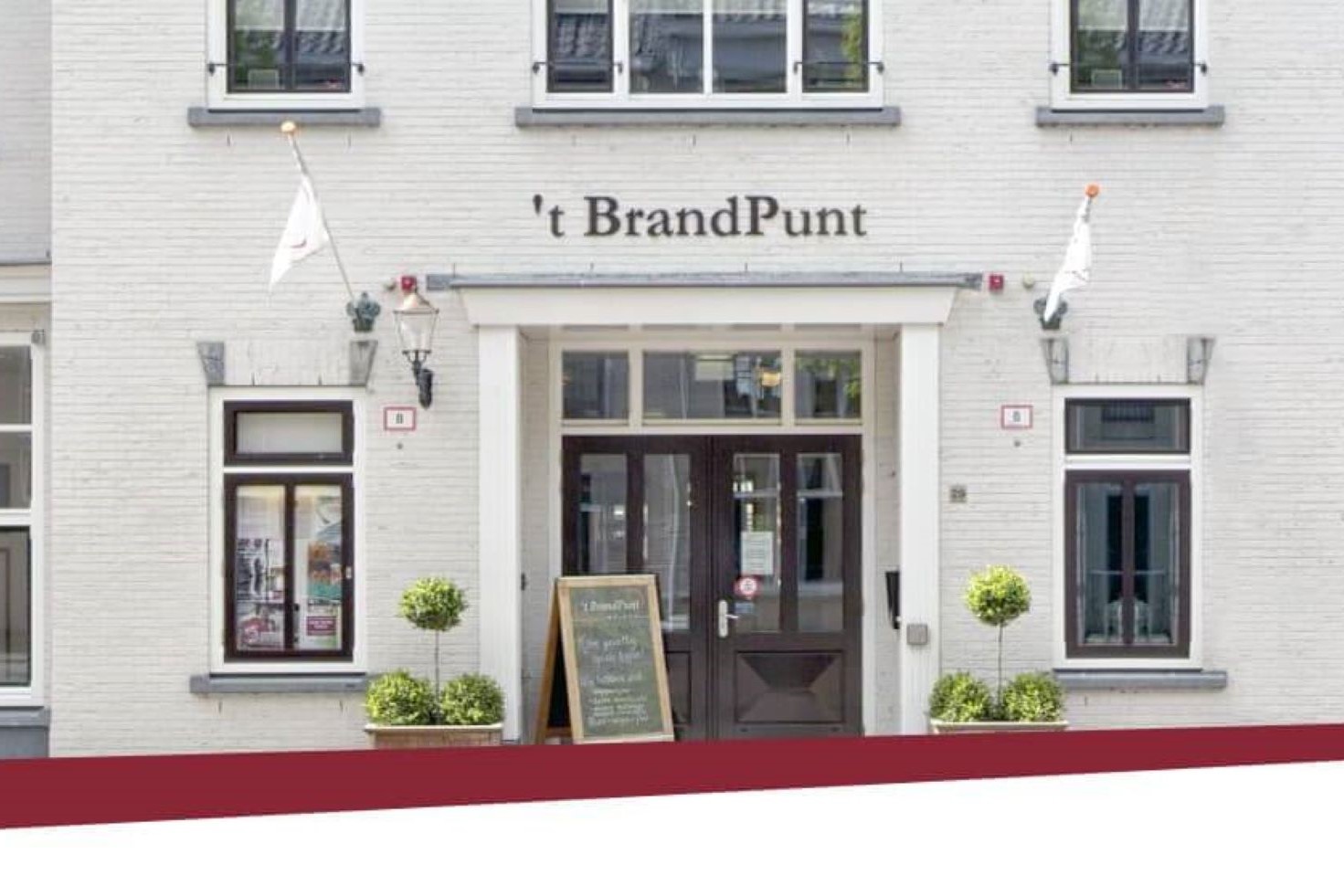 medische keuring c rijbewijs wit gebouw buitenkant waar mensen naar binnen moeten voor een keuring